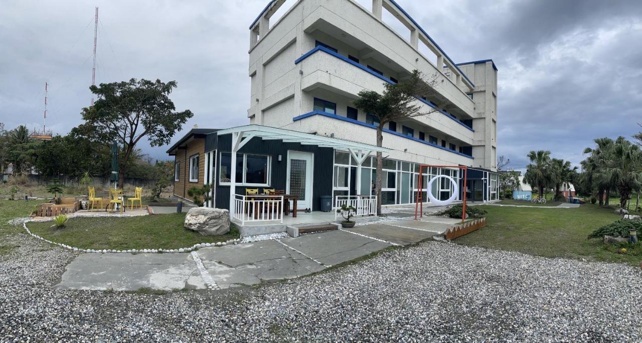 Haibian Mingren 50 Hualien City Exterior photo